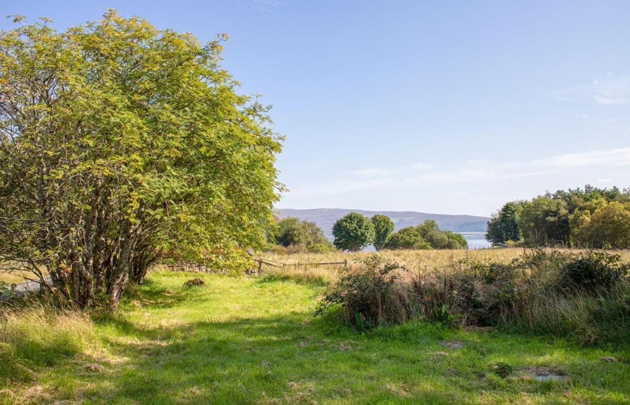 Half Of 12 Camustianavaig Villa Camastianavaig ภายนอก รูปภาพ