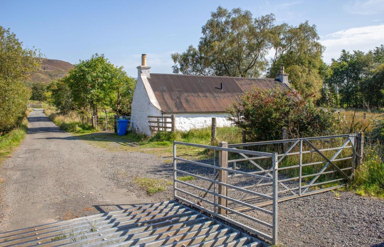 Half Of 12 Camustianavaig Villa Camastianavaig ภายนอก รูปภาพ