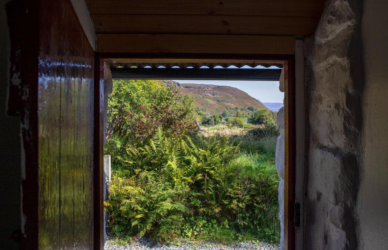 Half Of 12 Camustianavaig Villa Camastianavaig ภายนอก รูปภาพ
